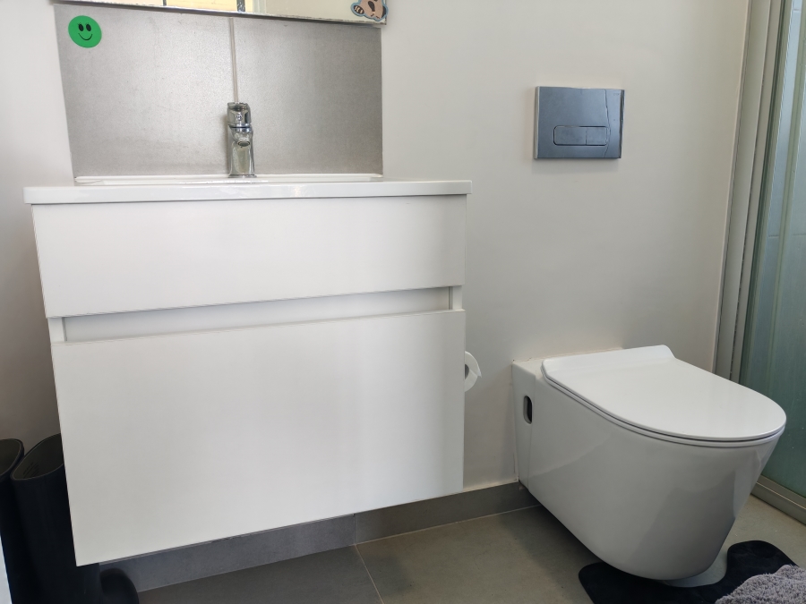 2 Bedroom Property for Sale in Dormehls Drift Western Cape